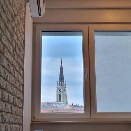 Grove II Apartment = Strict City Centre Novi Sad Eksteriør bilde