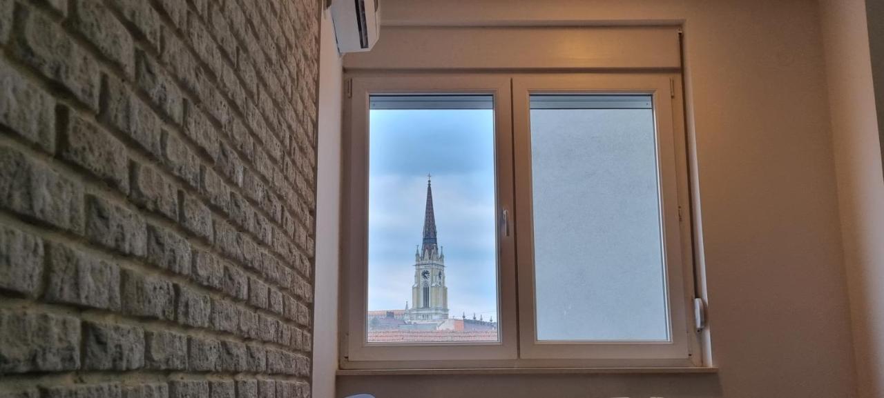 Grove II Apartment = Strict City Centre Novi Sad Eksteriør bilde